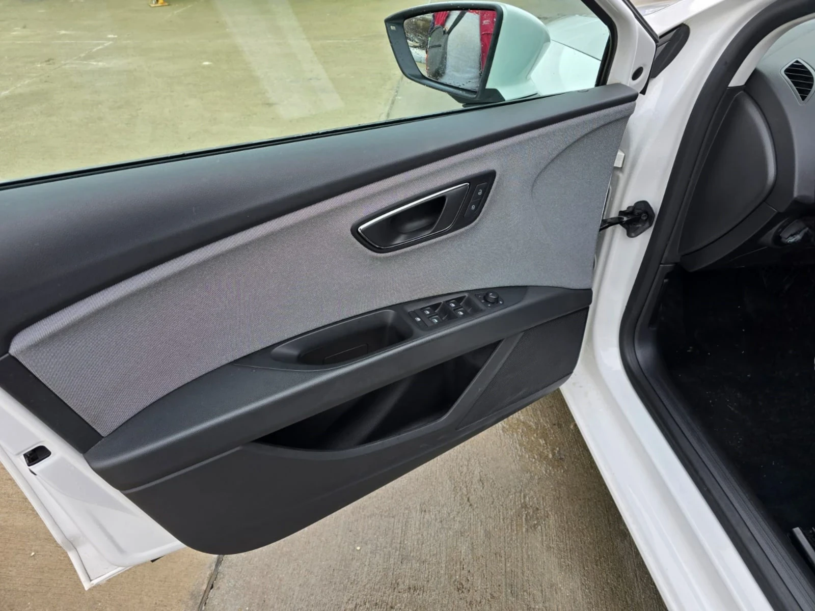 Seat Leon 1.5    | Mobile.bg   12