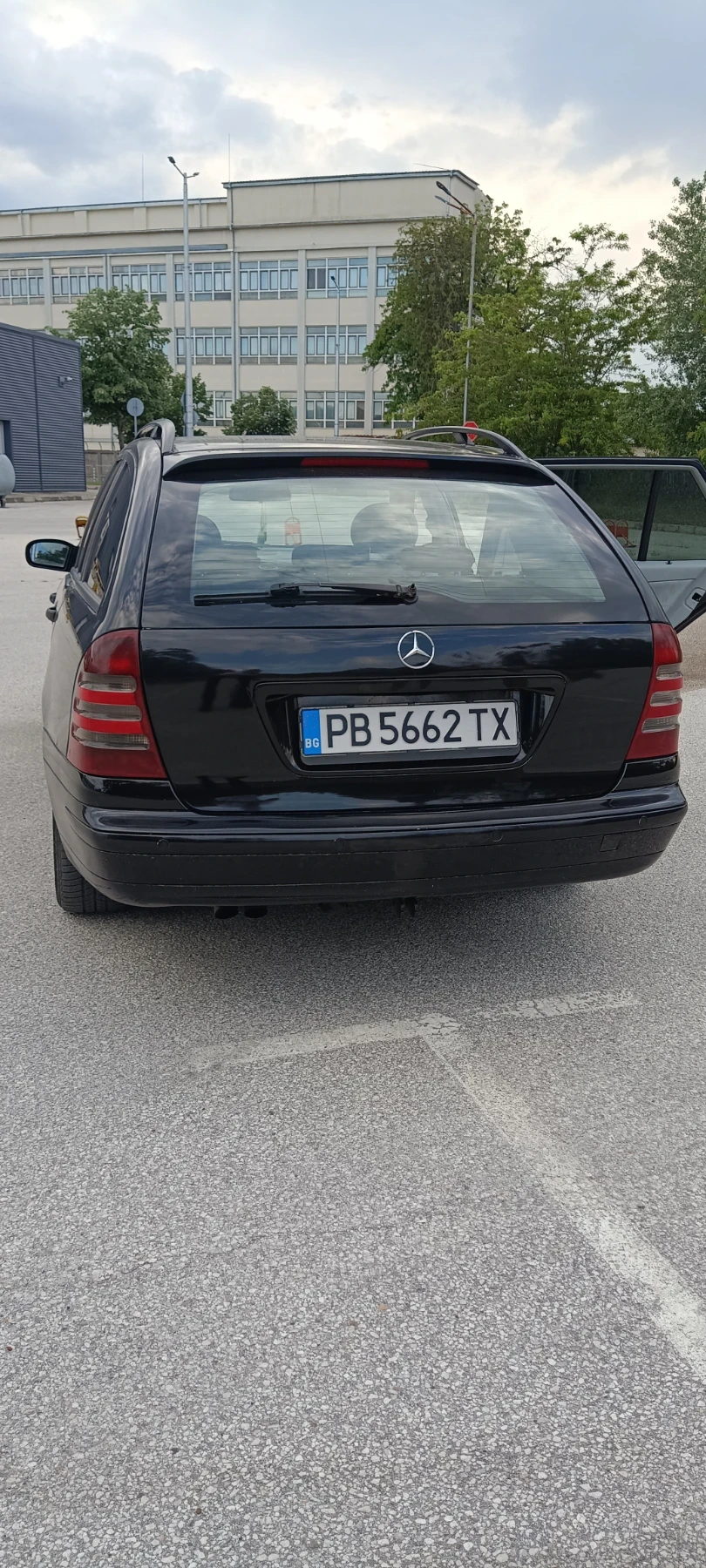 Mercedes-Benz C 200 2.0 - изображение 5
