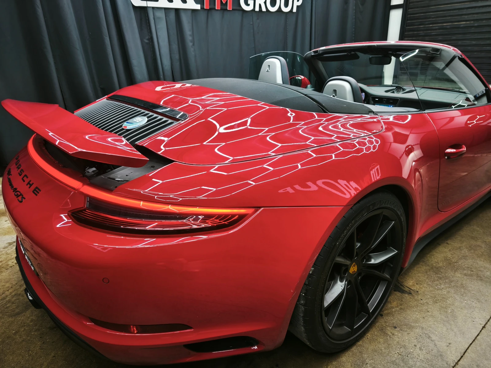 Porsche 911 Carrera GTS Cabrio - изображение 8