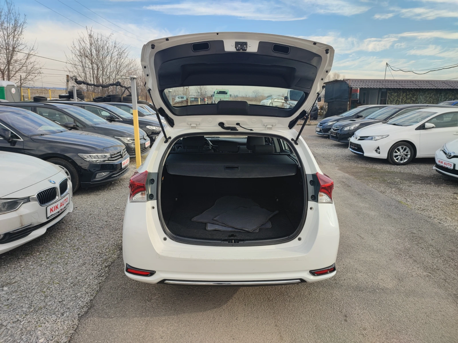 Toyota Auris 1.8 HYBRID-99ks | Mobile.bg � ����������� 16