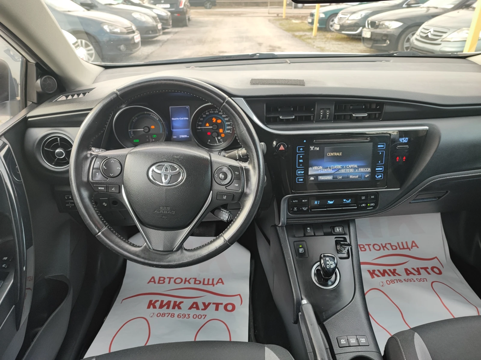 Toyota Auris 1.8 HYBRID-99ks - изображение 9