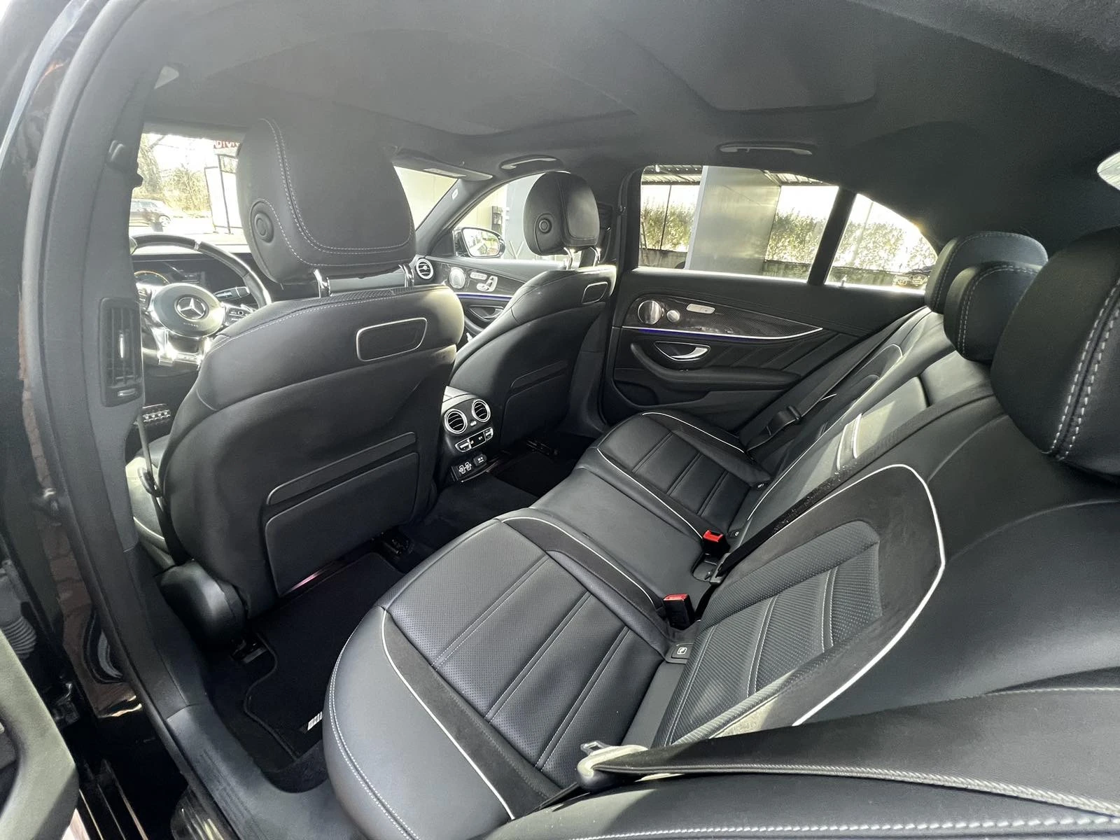 Mercedes-Benz E 63 AMG S 4M+  - изображение 6