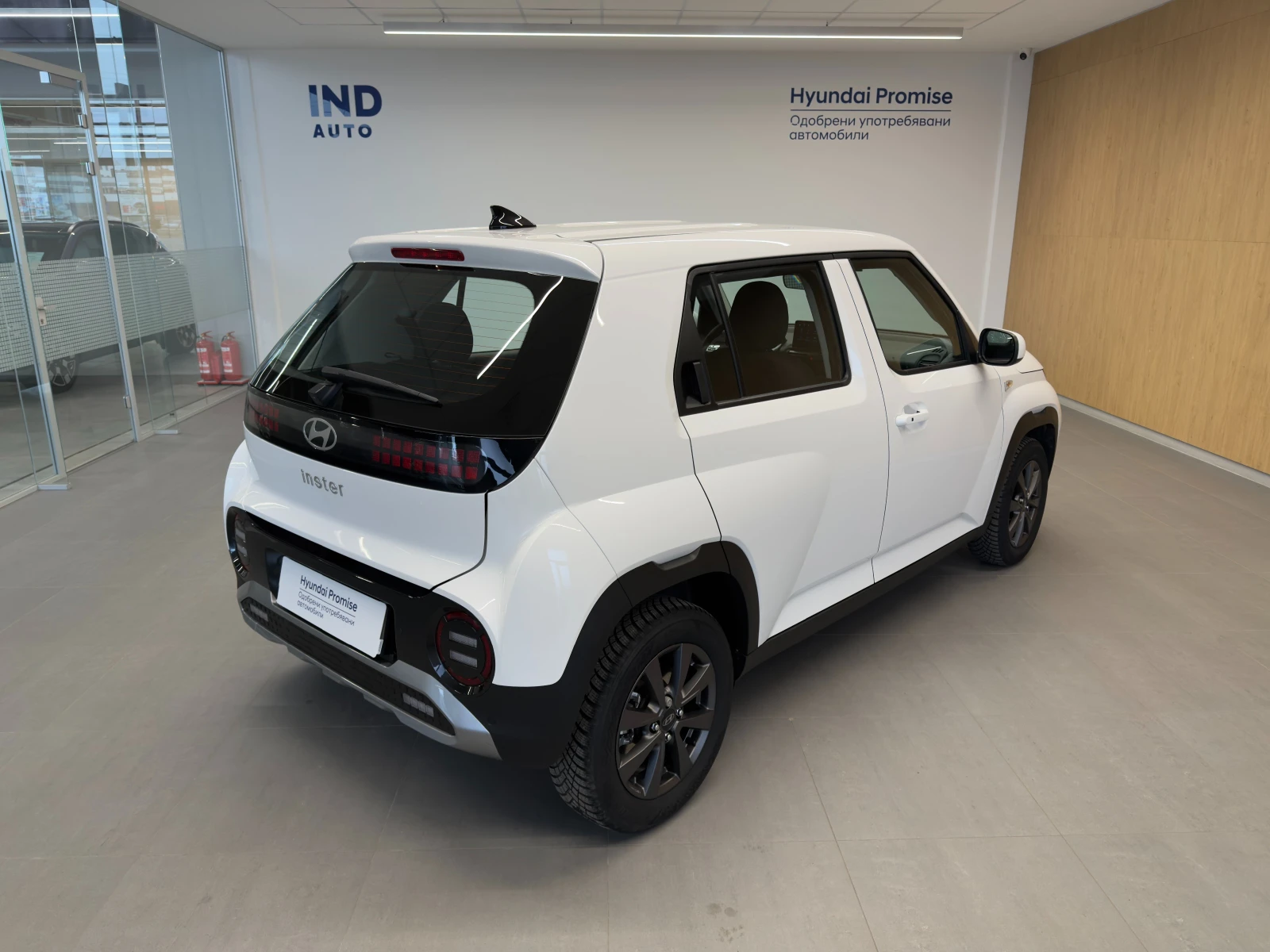 Hyundai Inster BUSINESS 49kWh, снимка 5 - Автомобили и джипове - 53772608