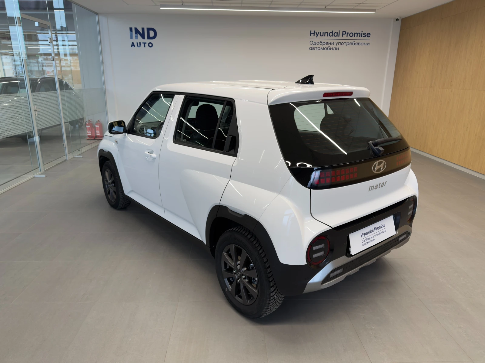 Hyundai Inster BUSINESS 49kWh, снимка 3 - Автомобили и джипове - 53772608