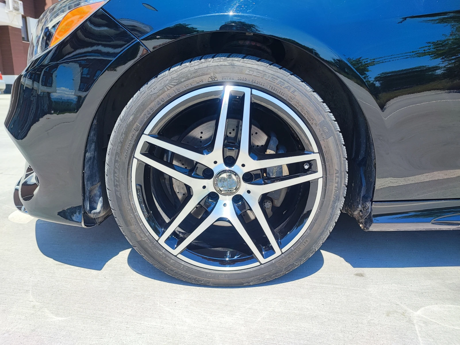 Mercedes-Benz E 400 AMG Line 4MATIC | Designo | Панорама, снимка 9 - Автомобили и джипове - 54578335