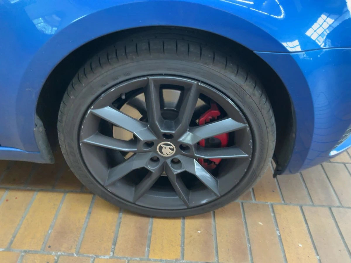 Skoda Octavia 2.0TDI VRS, снимка 9 - Автомобили и джипове - 54861213