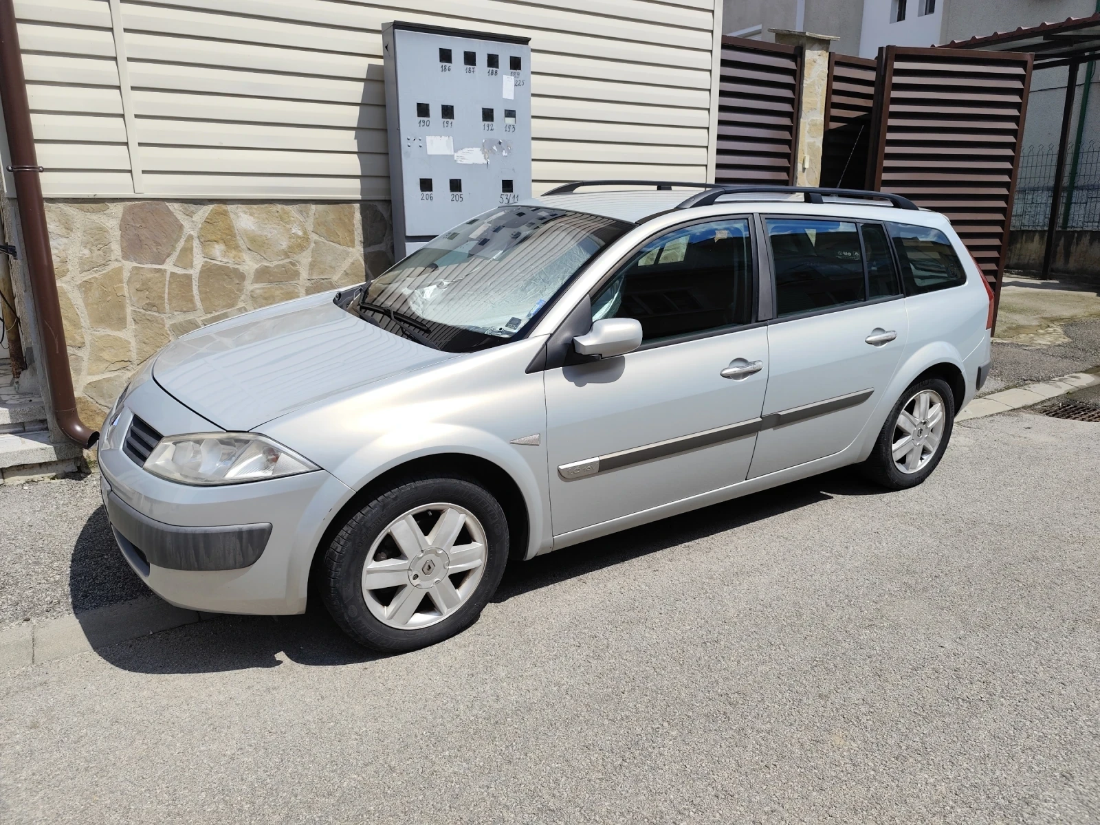 Renault Megane, снимка 3 - Автомобили и джипове - 55003716