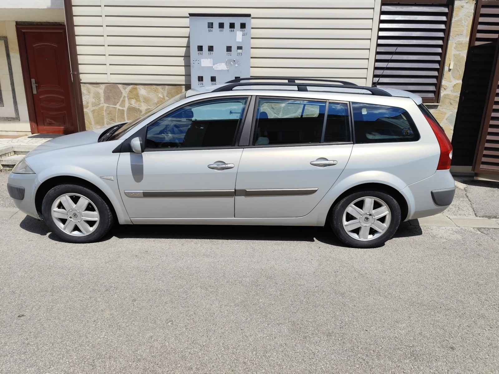 Renault Megane, снимка 7 - Автомобили и джипове - 55003716