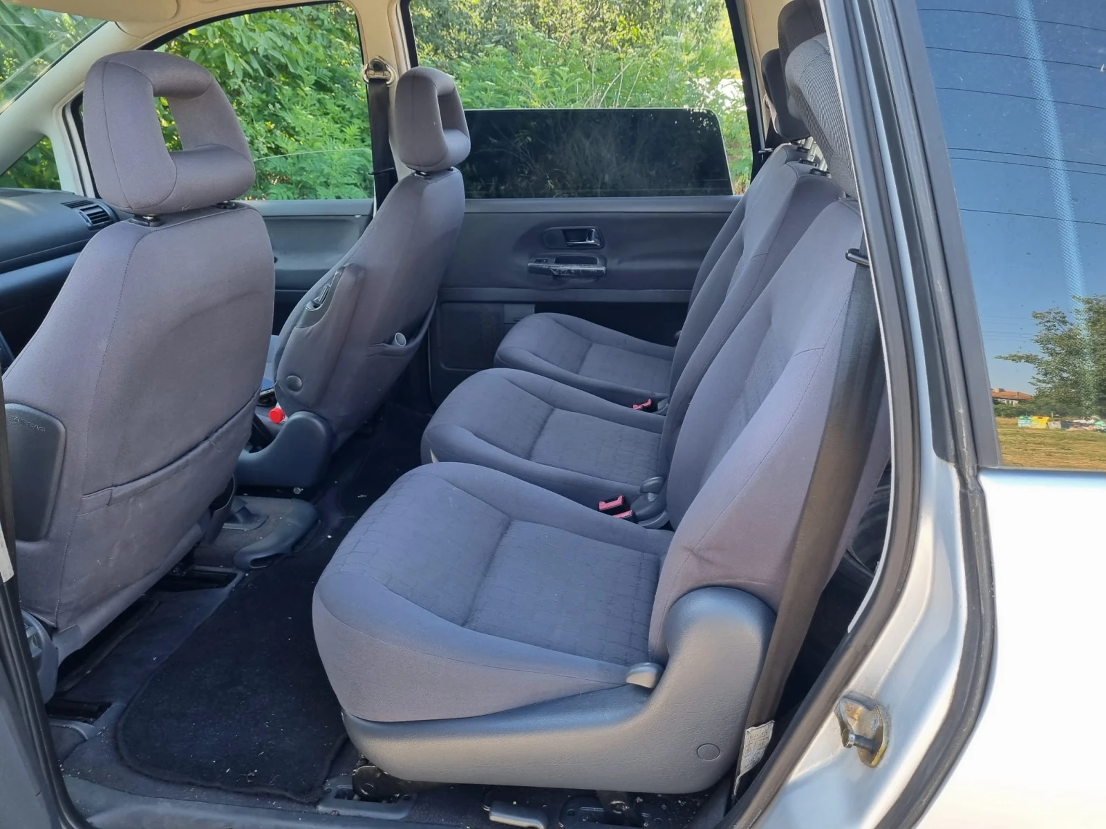 Seat Alhambra, снимка 7 - Автомобили и джипове - 55093191