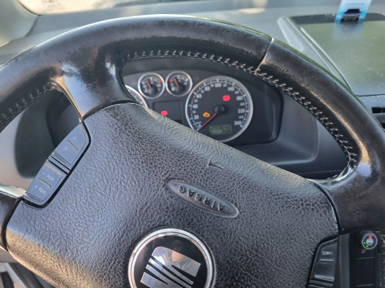 Seat Alhambra, снимка 9 - Автомобили и джипове - 55093191