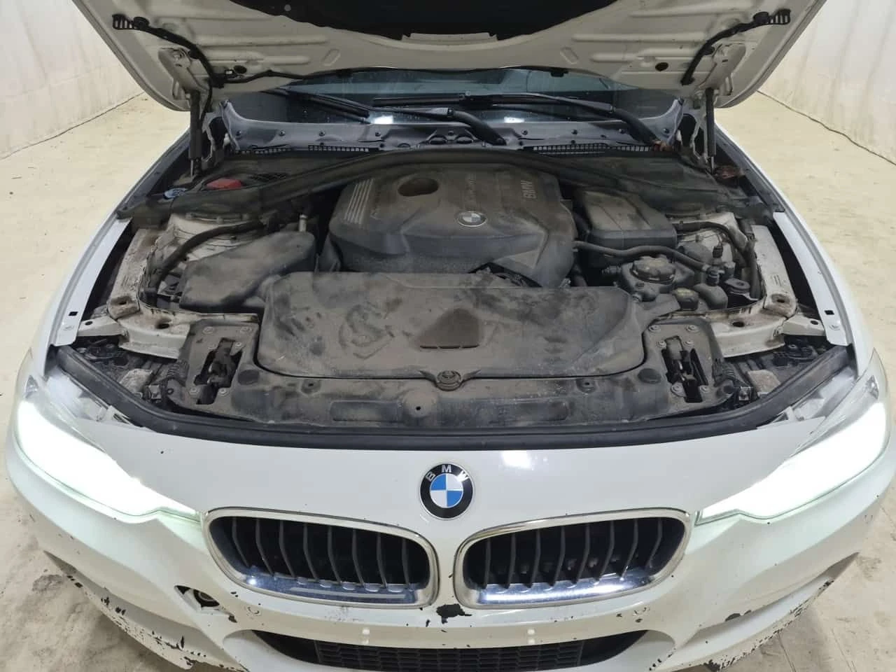 BMW 330 * 330I XDRIVE * CARFAX * ЦЕНА ДО БГ, снимка 16 - Автомобили и джипове - 55449207