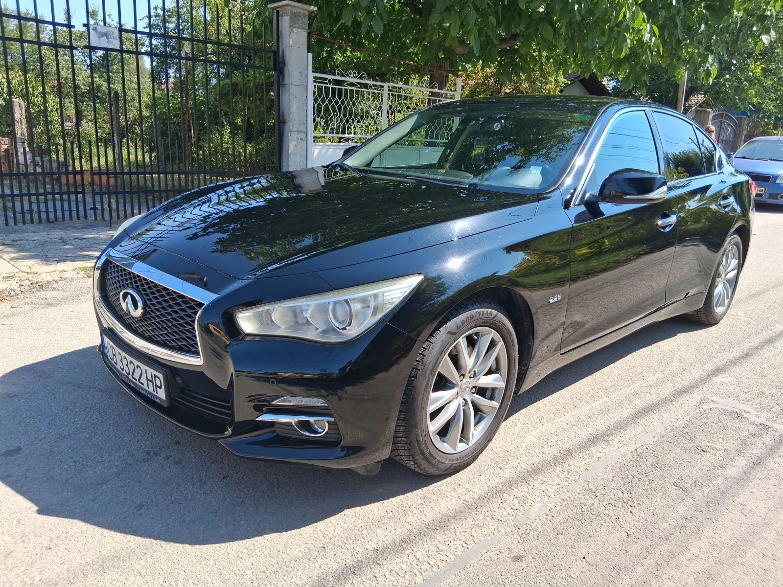 Infiniti Q50 2.2CDI, снимка 3 - Автомобили и джипове - 55558606