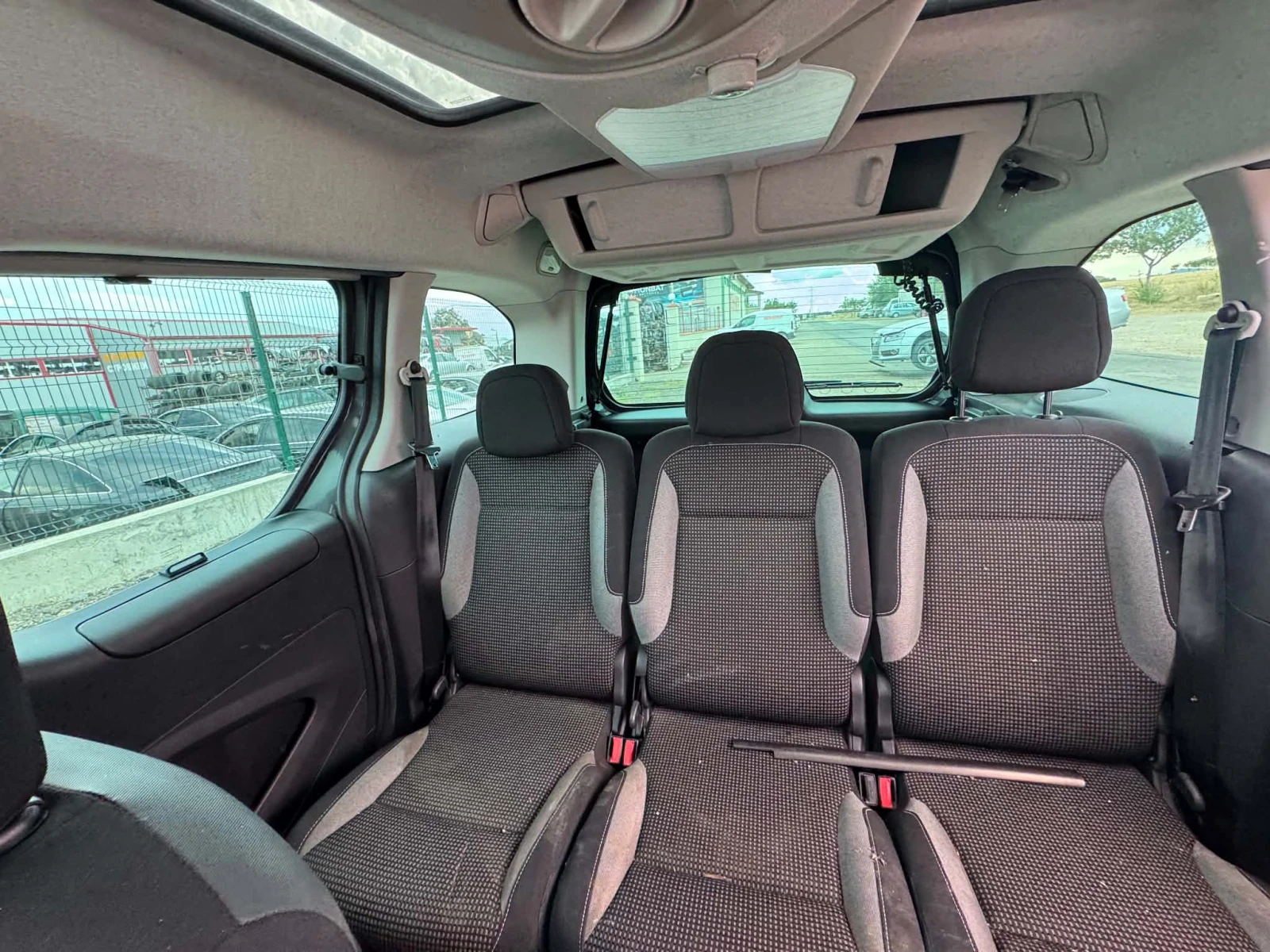 Peugeot Partner 1.6 HDI, снимка 8 - Автомобили и джипове - 55946606