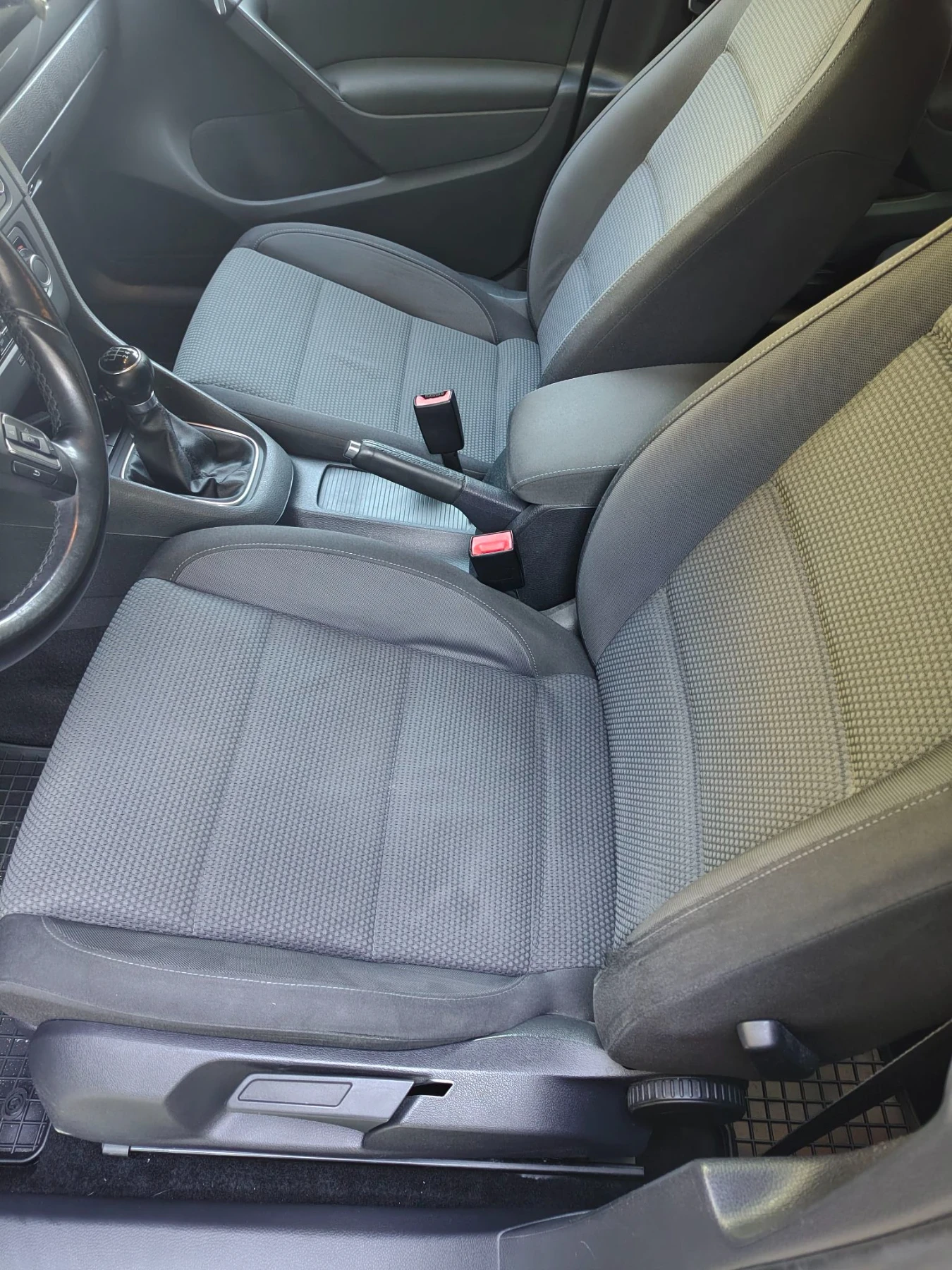 VW Golf TSI, снимка 13 - Автомобили и джипове - 56046237