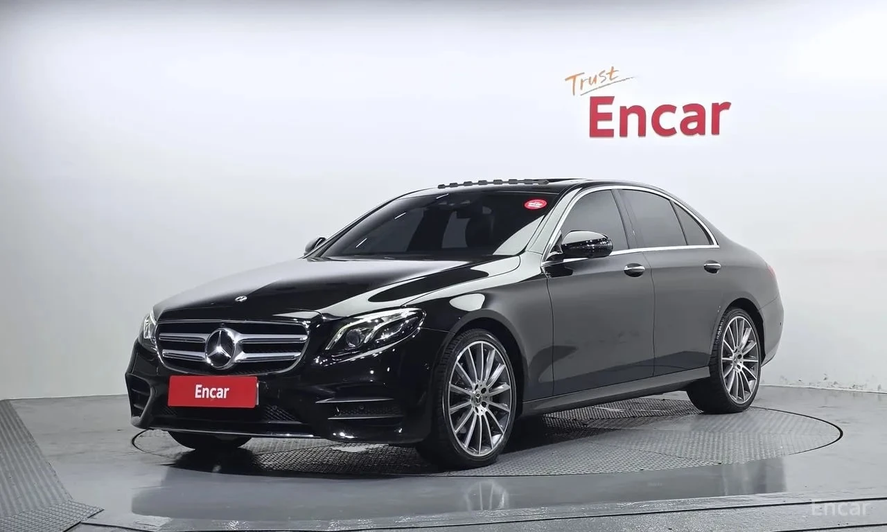 Mercedes-Benz E 300 * E300 4MATIC AMG Line * БЕЗ ПЪРВОНАЧАЛНА ВНОСКА