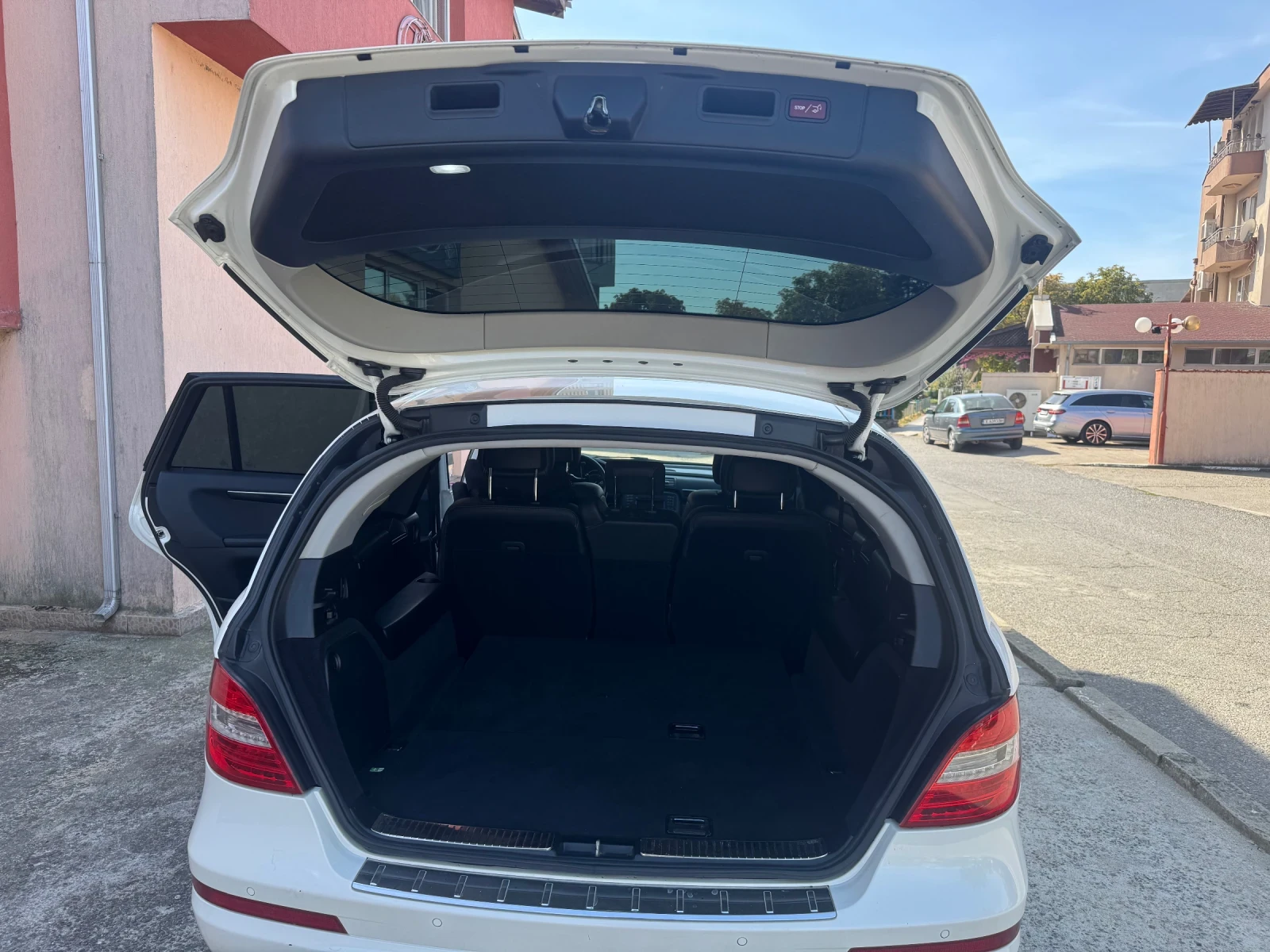 Mercedes-Benz R 350, снимка 12 - Автомобили и джипове - 56338110