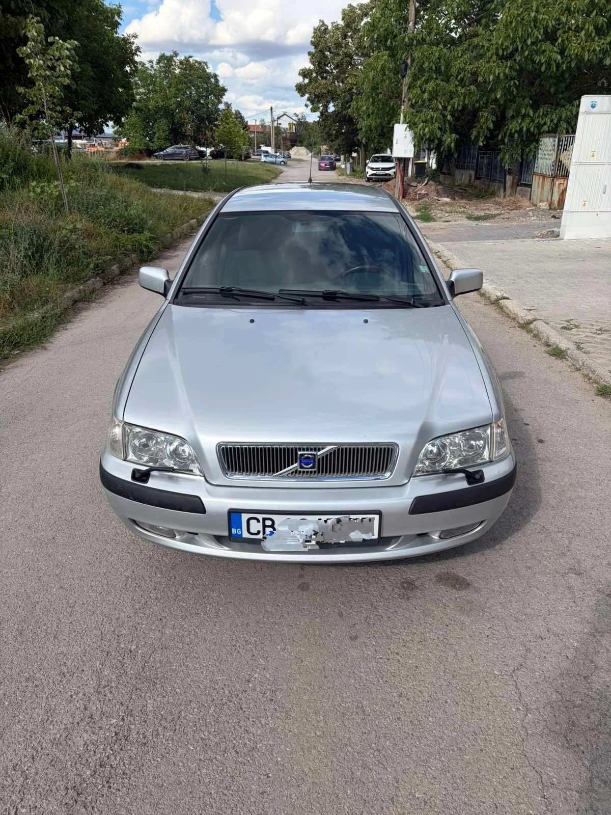 Volvo V40 2.0T, снимка 2 - Автомобили и джипове - 56365004