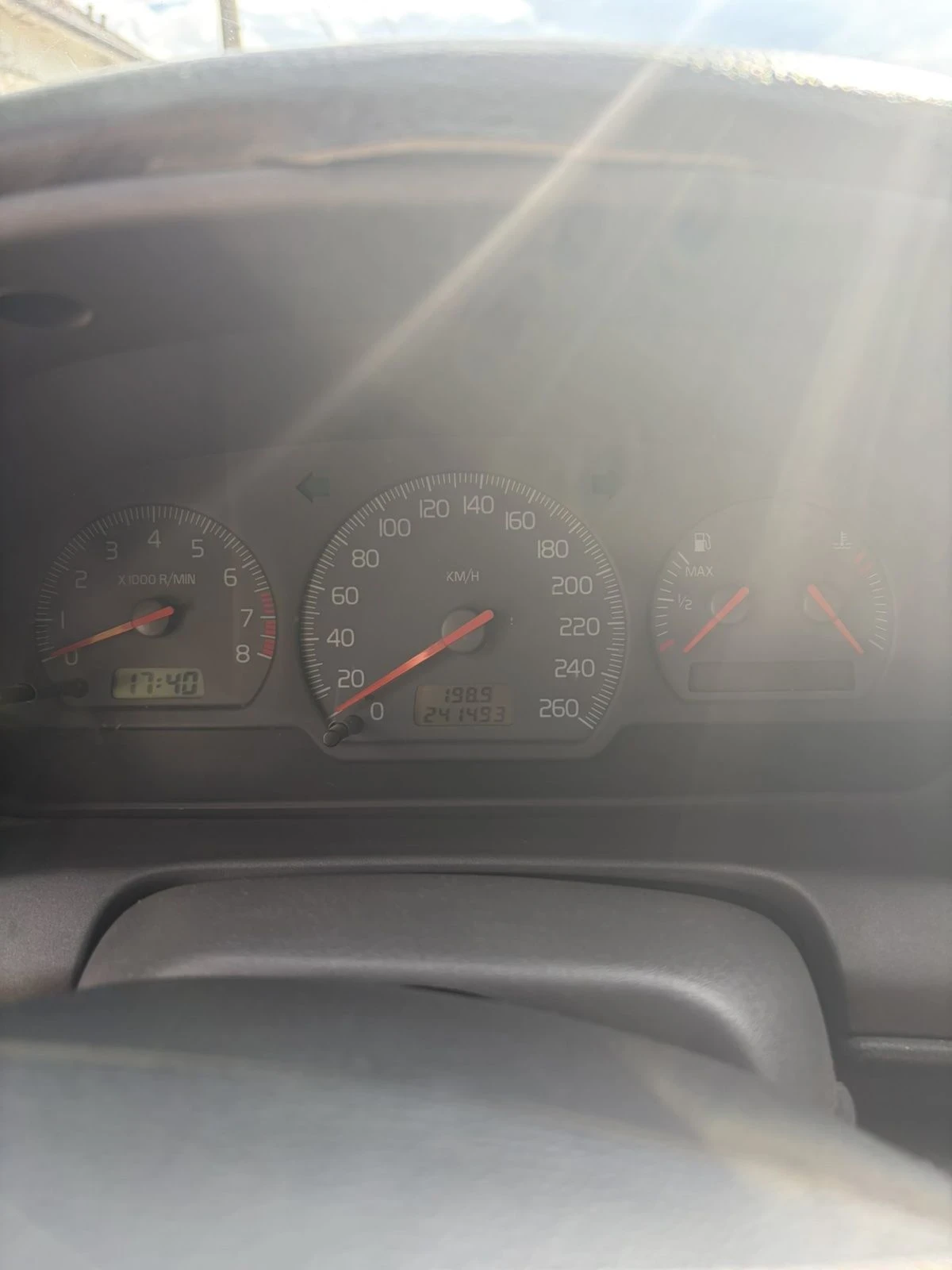 Volvo V40 2.0T, снимка 7 - Автомобили и джипове - 56365004