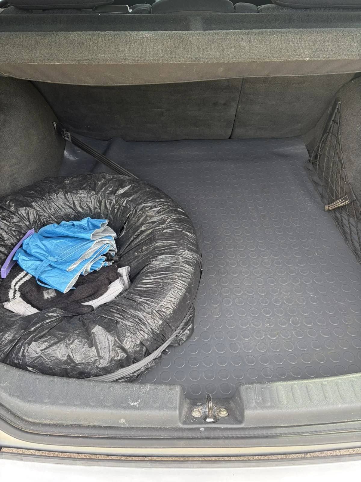 Volvo V40 2.0T, снимка 8 - Автомобили и джипове - 56365004