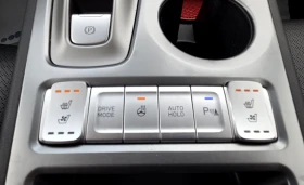 Hyundai Kona SOH100%/Premium/Теглич, снимка 15