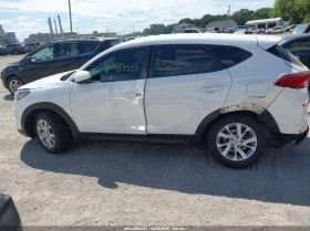 Hyundai Tucson 2.0L I-4 DI, DOHC, VVT, 161HP All Wheel Drive - 22900 лв. / 11708.58 € - 26138489 6