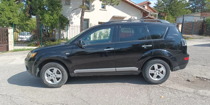 Mitsubishi Outlander 2.4I LPG, снимка 4 - Автомобили и джипове - 47108000