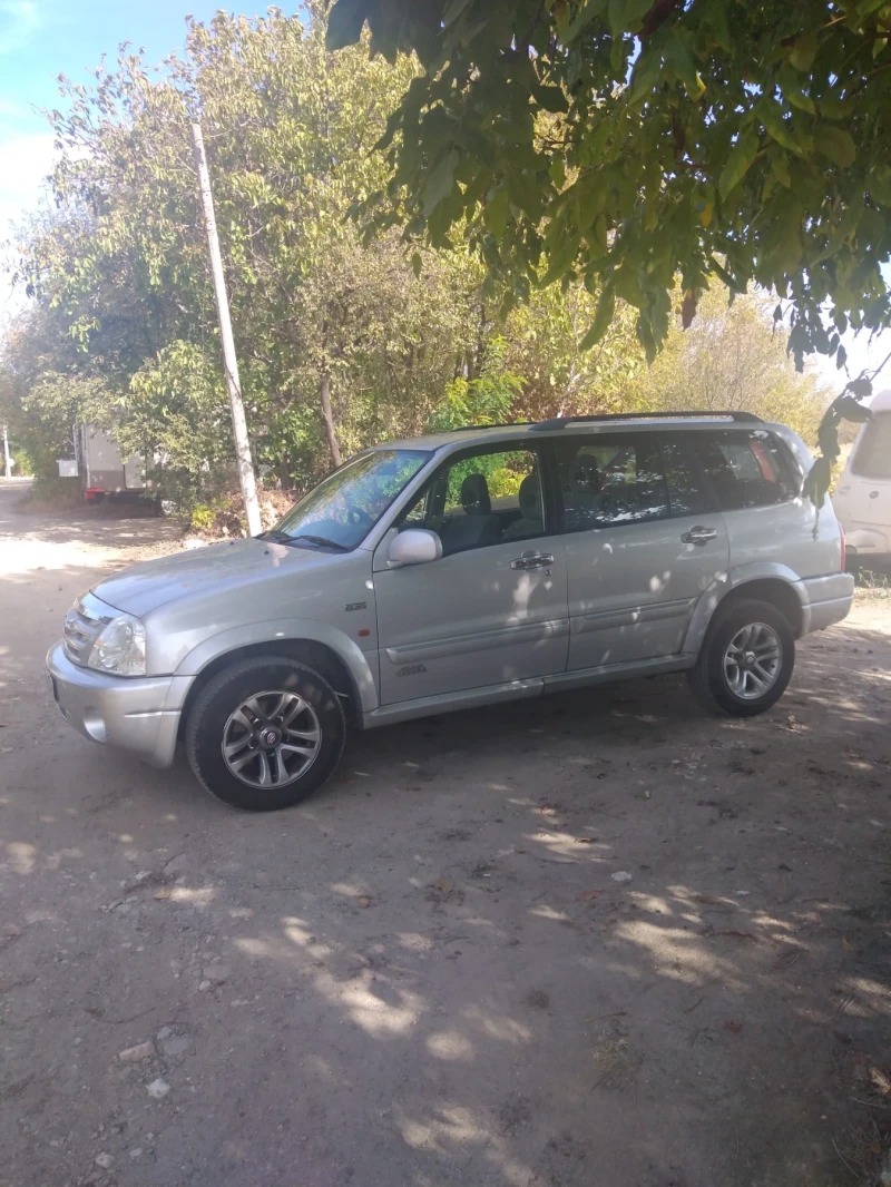 Suzuki Grand vitara 2.7 бензин , снимка 2 - Автомобили и джипове - 47596340