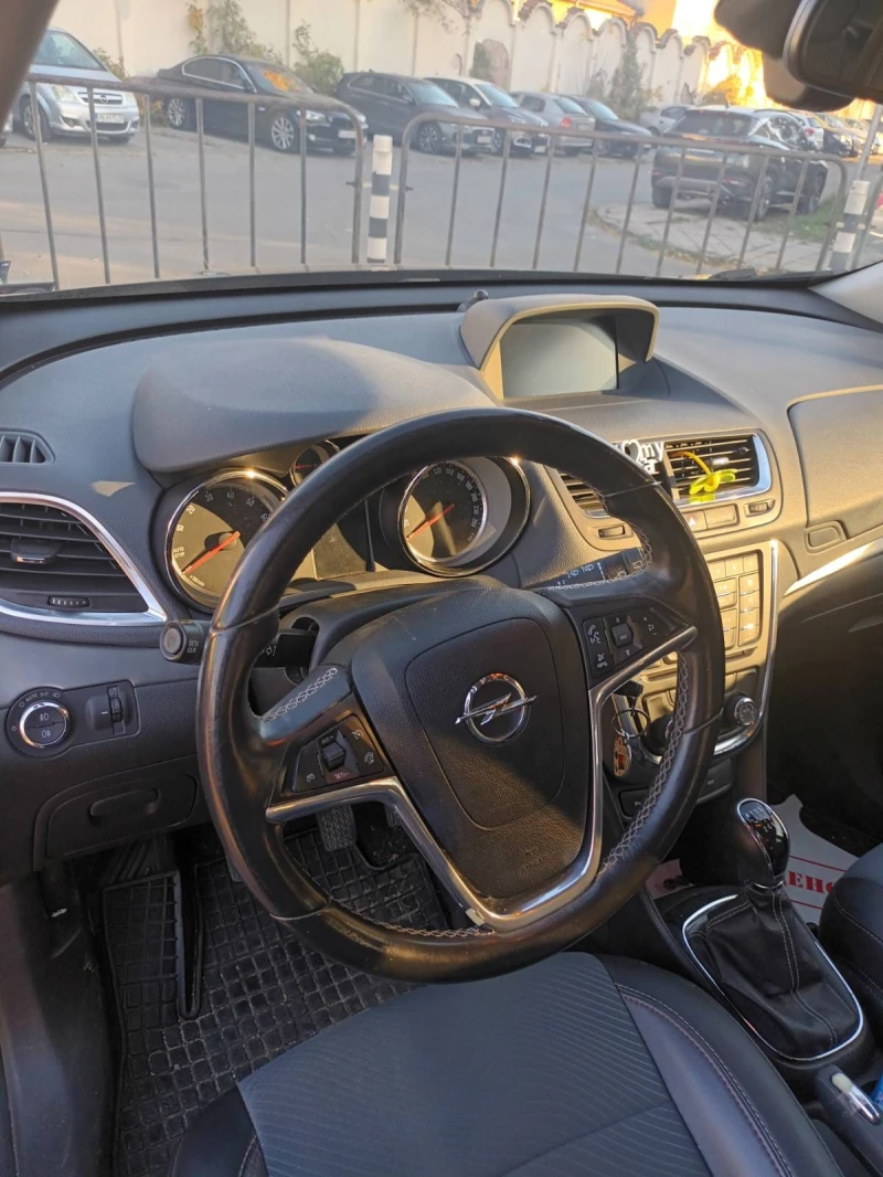 Opel Mokka 1.4 ti, снимка 11 - Автомобили и джипове - 48471287