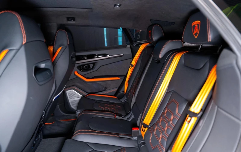 Lamborghini Urus SE 4.0 V8 Plug-in Hybrid 4WD, снимка 11 - Автомобили и джипове - 51090400
