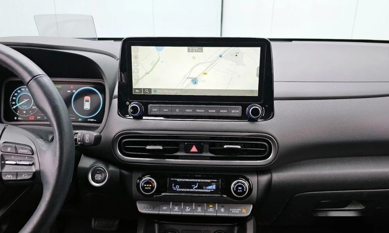 Hyundai Kona Gasoline 1.6 Turbo 2WD Modern, снимка 15 - Автомобили и джипове - 52112888