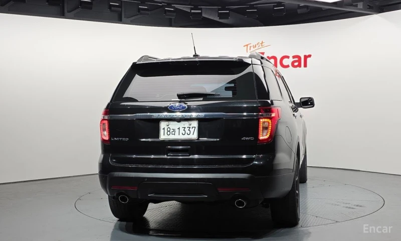 Ford Explorer, снимка 4 - Автомобили и джипове - 52914425