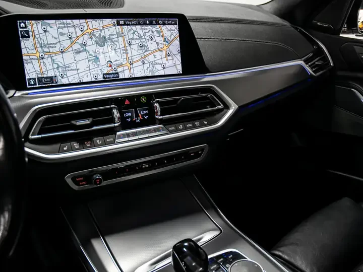 BMW X5 xDrive40i| HUD| PANO| 360CAM| HAR/KAR| , снимка 8 - Автомобили и джипове - 54969586