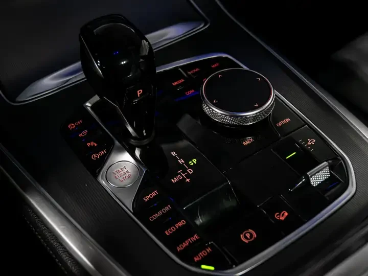 BMW X5 xDrive40i| HUD| PANO| 360CAM| HAR/KAR| , снимка 9 - Автомобили и джипове - 54969586