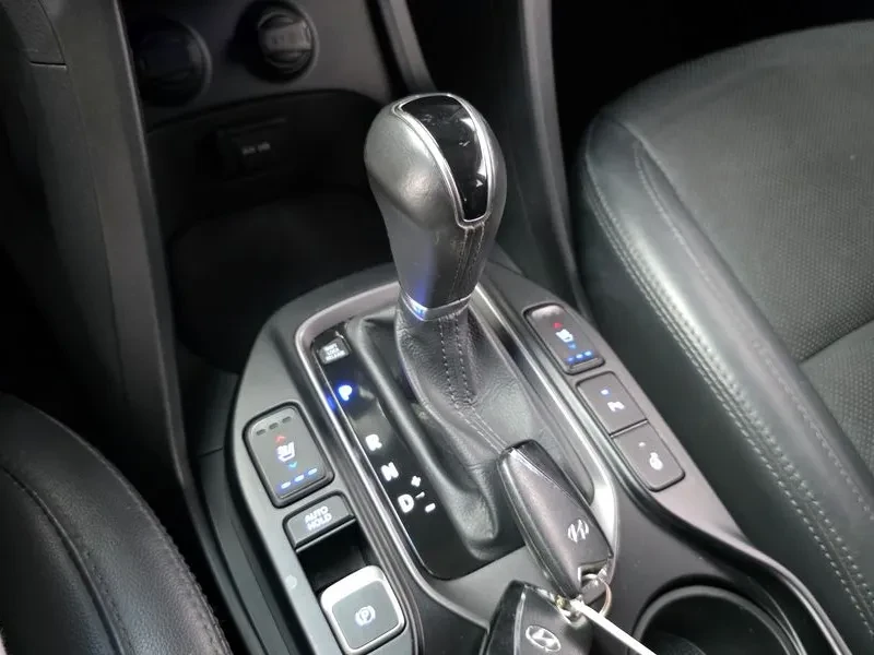 Hyundai Santa fe 2.2 CRDI 4WD - САМО 30% АВАНС, снимка 9 - Автомобили и джипове - 55740255
