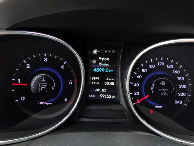 Hyundai Santa fe 2.2 CRDI 4WD - САМО 30% АВАНС, снимка 8 - Автомобили и джипове - 55740255