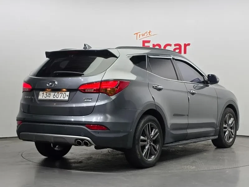 Hyundai Santa fe 2.2 CRDI 4WD - САМО 30% АВАНС, снимка 2 - Автомобили и джипове - 55740255