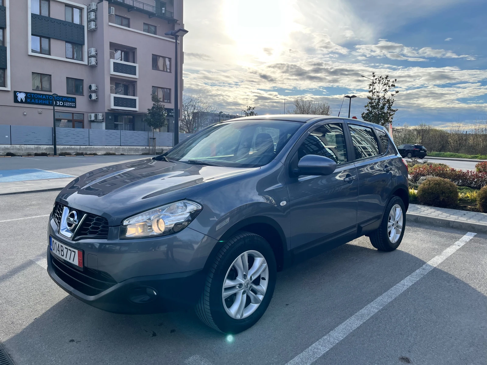 Nissan Qashqai 2.0DCI 4X4= 175000КМ!!!, снимка 2 - Автомобили и джипове - 54085743