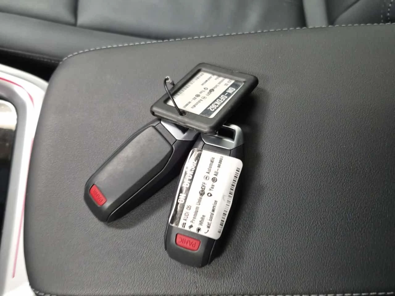 Audi Q5 * 2.0 TFSI quattro * 2 КЛЮЧА* ПОДГРЕВ* KEYLESS* , снимка 9 - Автомобили и джипове - 54318836