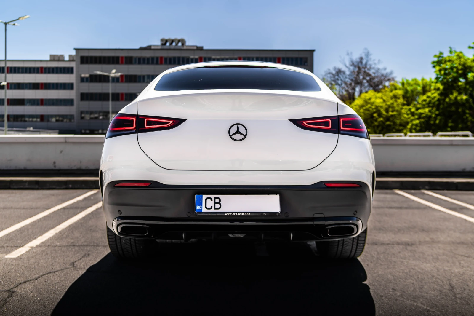 Mercedes-Benz GLE 400 d 4M* AMG* Pano* Burmester* 360* Night, снимка 5 - Автомобили и джипове - 54331036