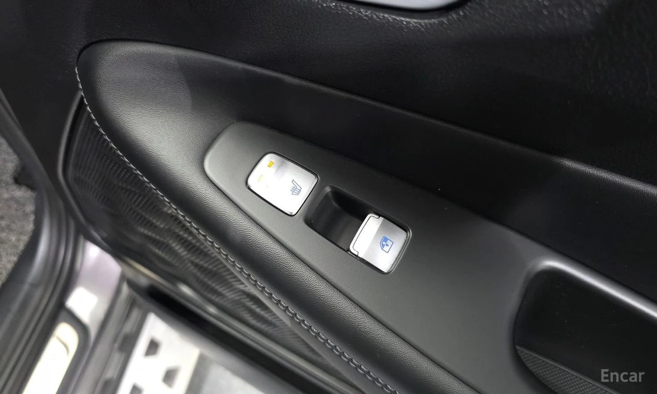 Hyundai Santa fe 2.2D* CALLIGRAPHY* DISTRONIC* HEAD-UP* ОБДУХ* 360 , снимка 17 - Автомобили и джипове - 55012769