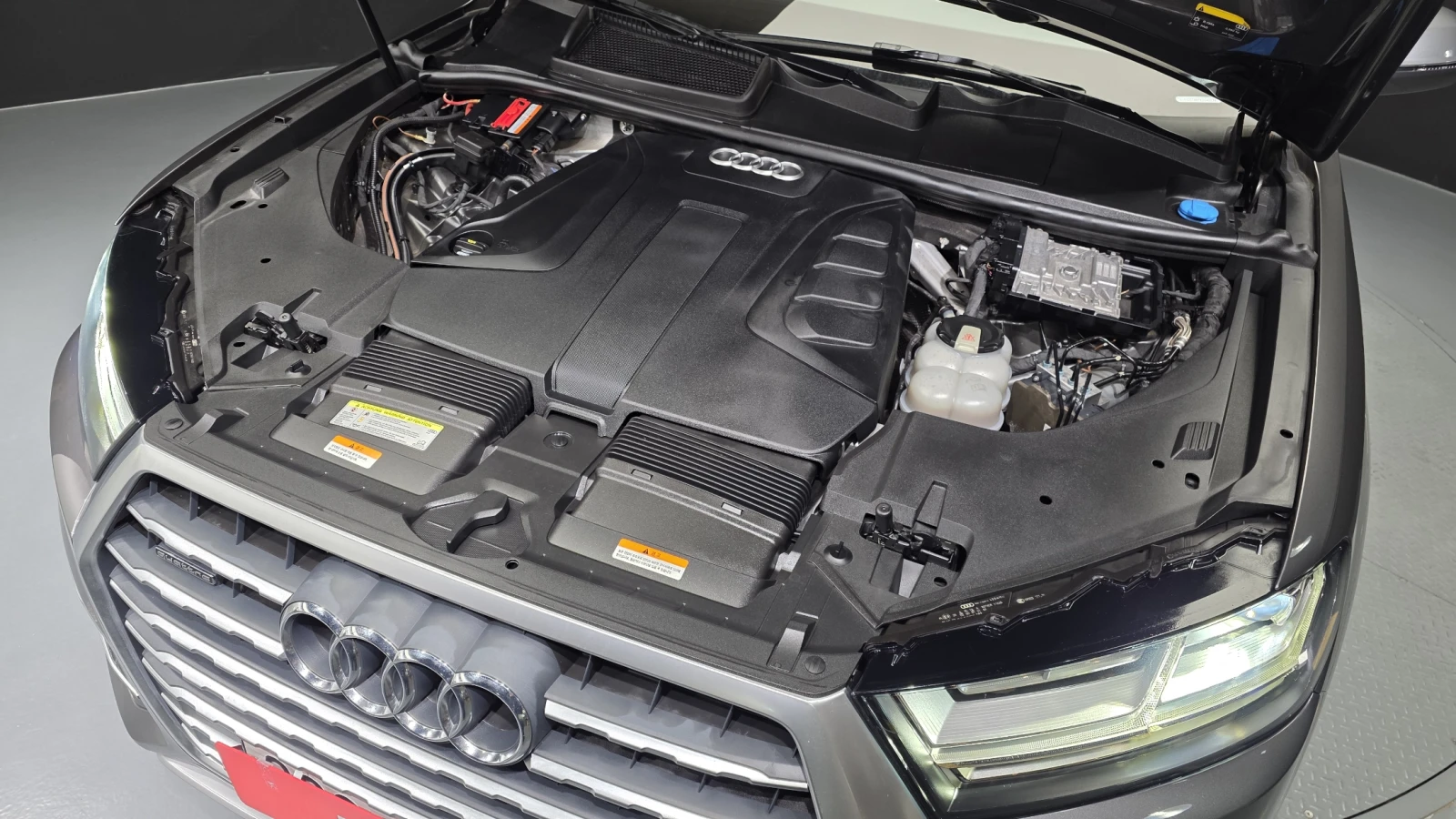 Audi Q7 45 TFSI quattro* ЕЛ. БАГАЖНИК* ЛЮК* КРАЙНА ЦЕНА, снимка 6 - Автомобили и джипове - 55984079