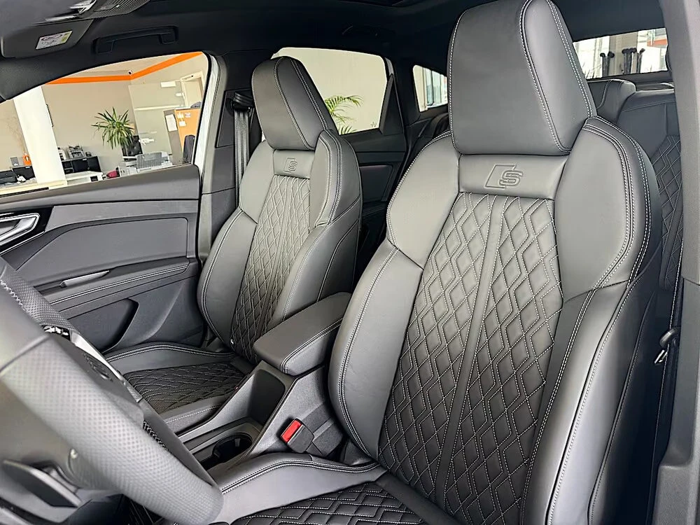 Audi Q4 50/299HP/SPORTBACK/S-LINE/QUATTRO/CAM/887z, снимка 11 - Автомобили и джипове - 56098733