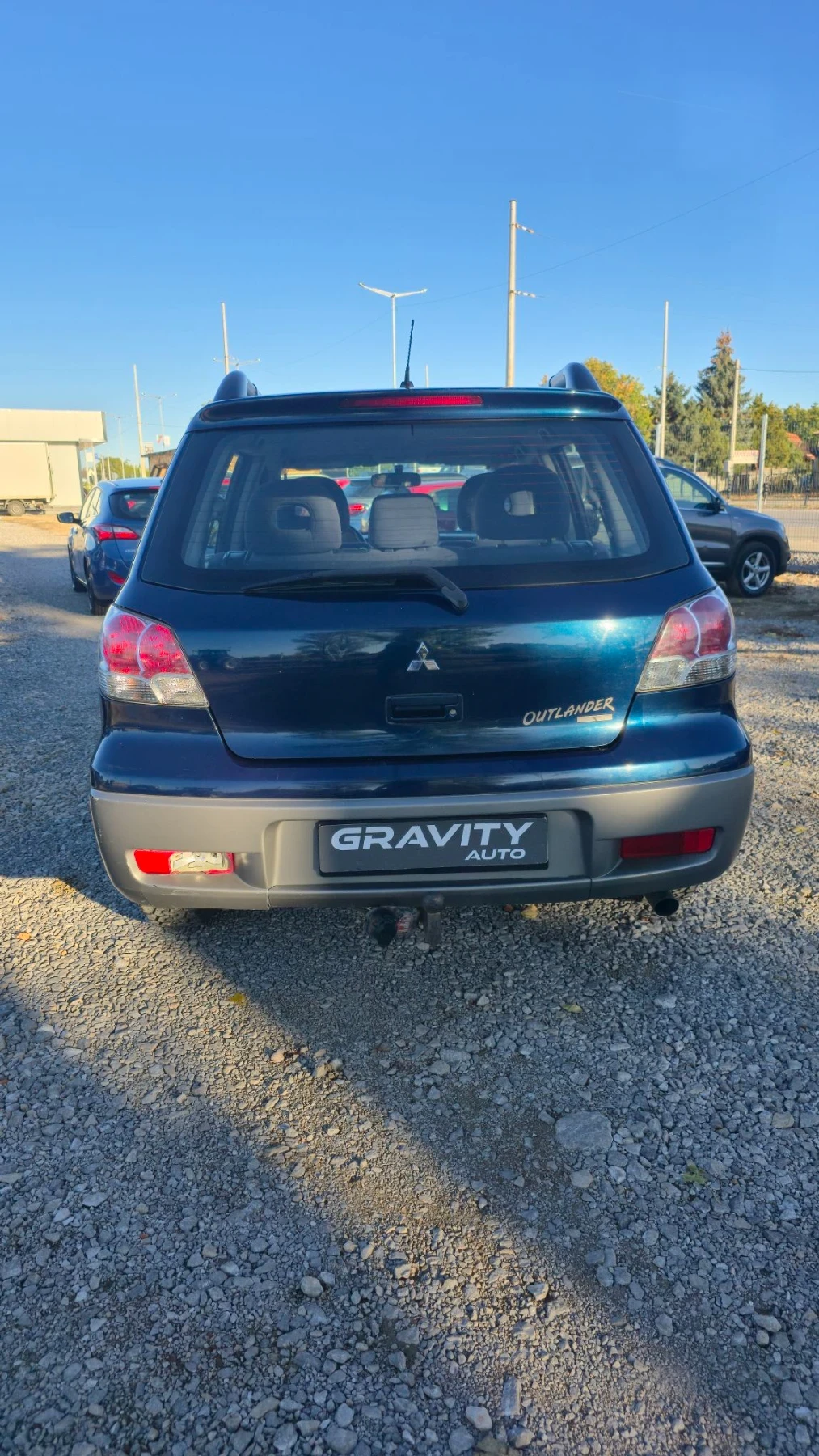 Mitsubishi Outlander 2.0 i 16V 4WD , снимка 4 - Автомобили и джипове - 56637310