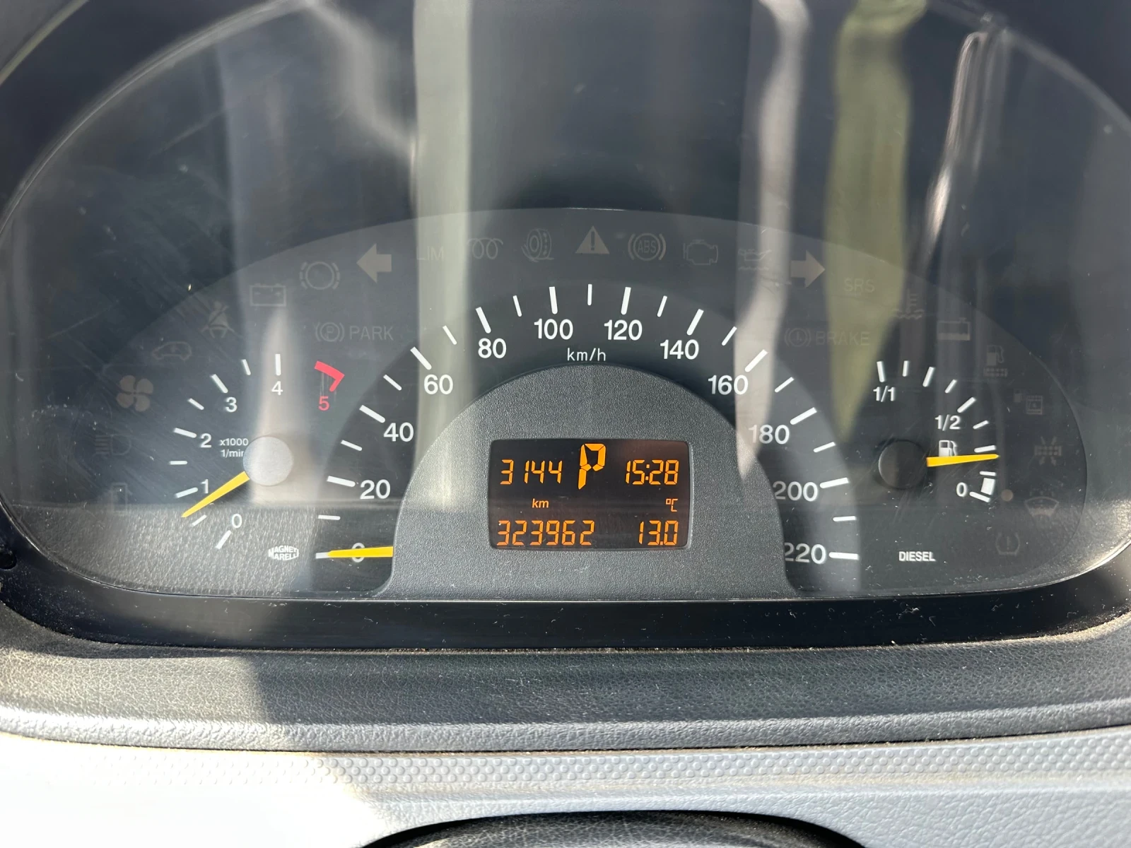 Mercedes-Benz Vito 115, 8 места, автомат, кламатроник, снимка 8 - Бусове и автобуси - 54159512