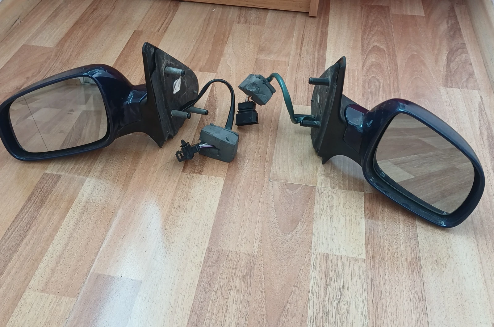 Странични огледала за Polo 6N1 2001