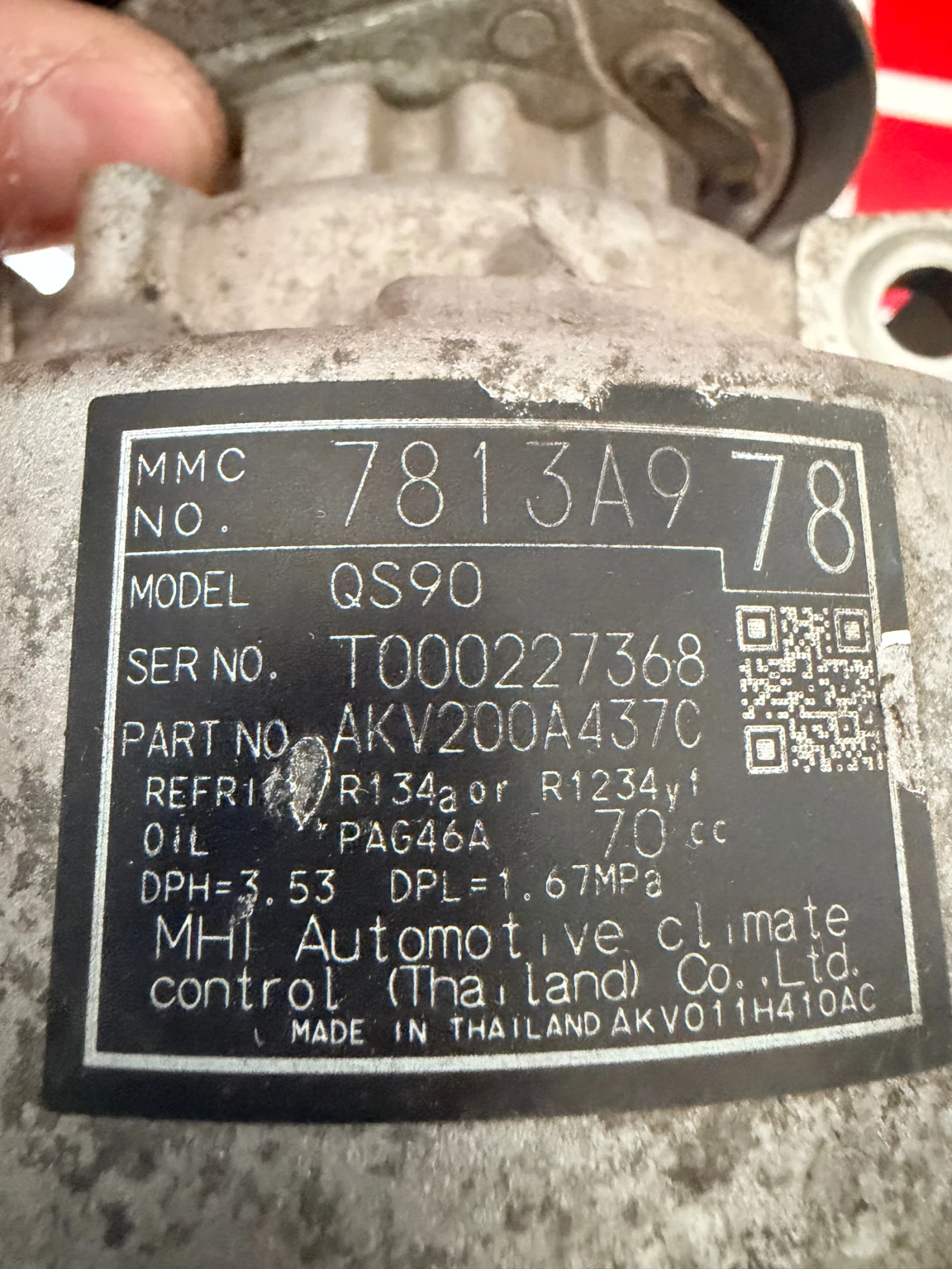 7813A978 Компресор климатик MITSUBISHI OUTLANDER 2.0i 2020 QS90 AKV200A437C, снимка 2 - Части - 54180630