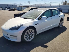 Tesla Model 3 * CARFAX * АВТОФИНАНСИРАНЕ
