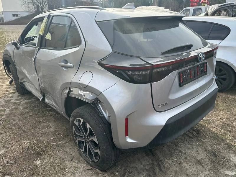 Toyota Yaris Cross 1.5-Хибрд-7 хл.км, снимка 3 - Автомобили и джипове - 47430803