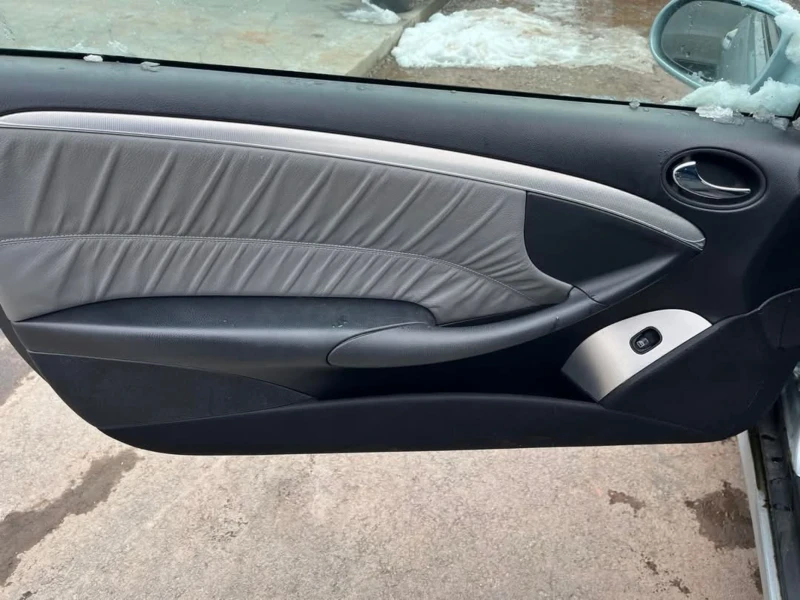 Mercedes-Benz CLK 272, снимка 12 - Автомобили и джипове - 49303875