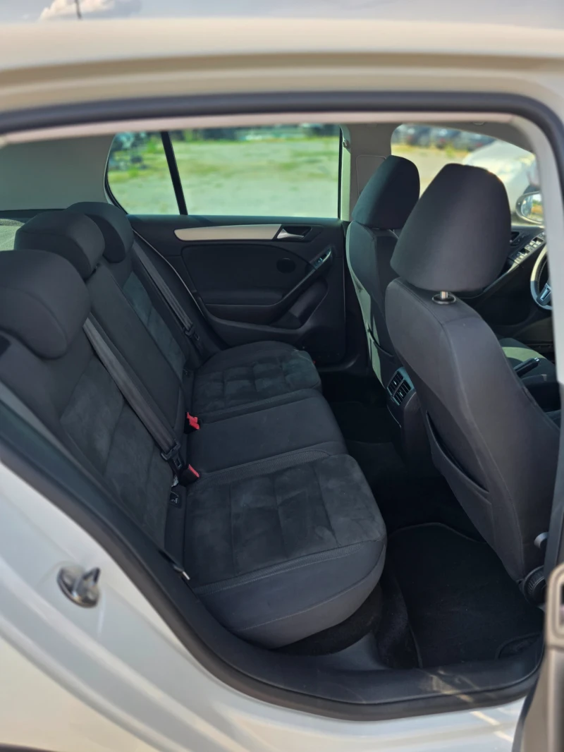 VW Golf 2.0TDI 140 K Highline, снимка 12 - Автомобили и джипове - 51032904